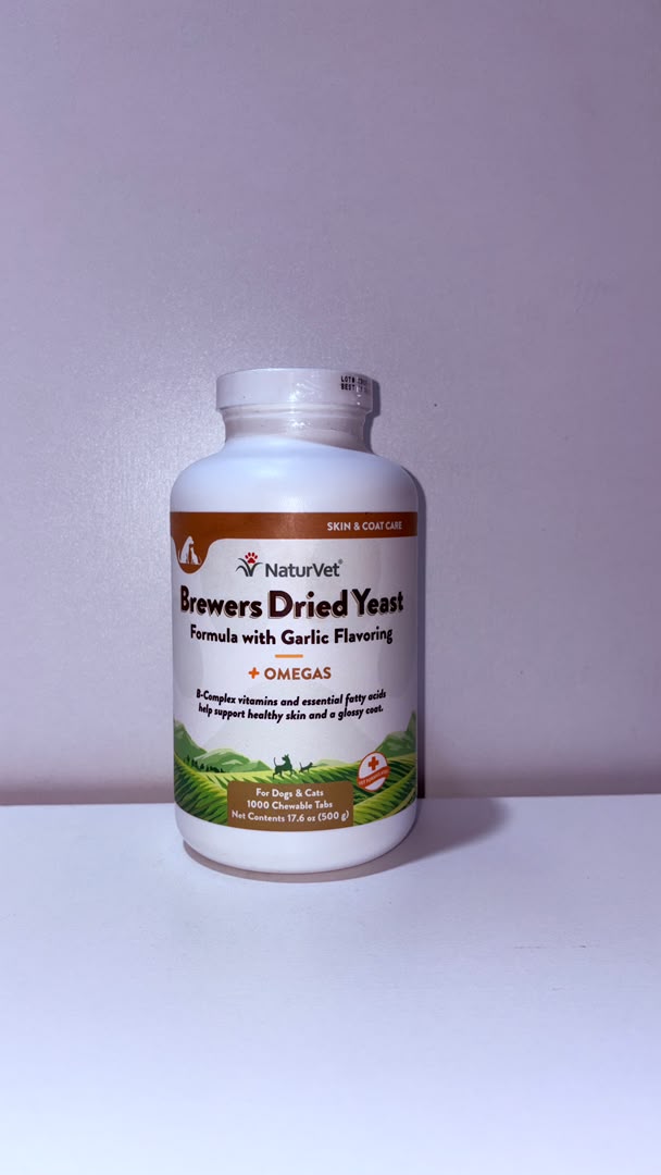 NaturVet Brewers Dried Yeast Formula with Garlic Flavor + Omegas, a nutritional supplement