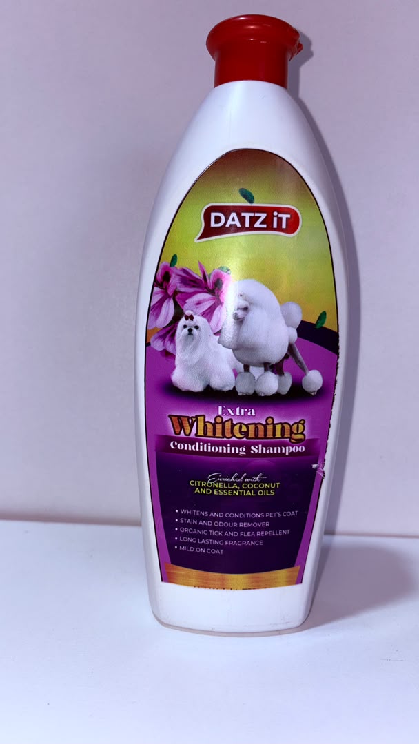 Datzit Extra Whitening Conditioning Pet Shampoo – Stain &amp; Odor Remover with Citronella &amp; Coconut Oils