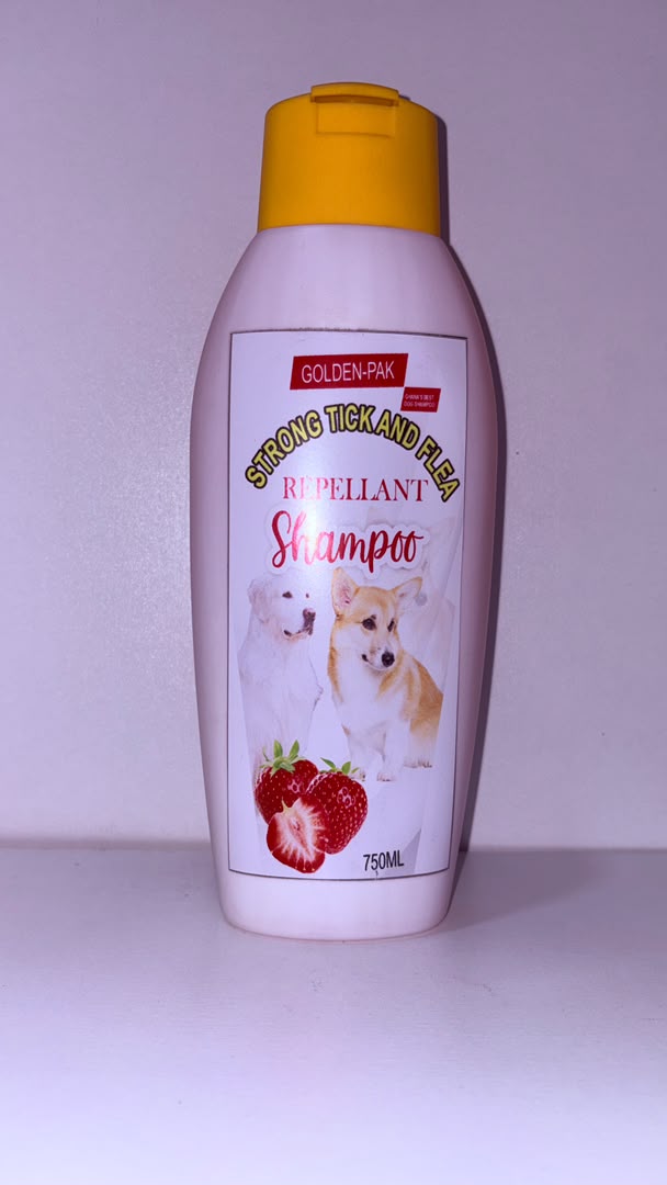 Golden Pak Strong Tick &amp; Flea Repellant Pet Shampoo – Strawberry Scented Anti-Parasite Dog Shampoo (750ml)