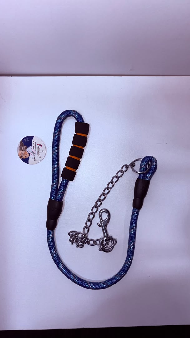 Blue Rope Dog Leash with Segmented Grip Handle and Metal Chain Attachment